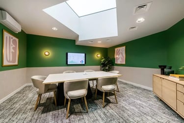 1 bed flat, Stour Road, Bow, London, E32EQ - Image 1